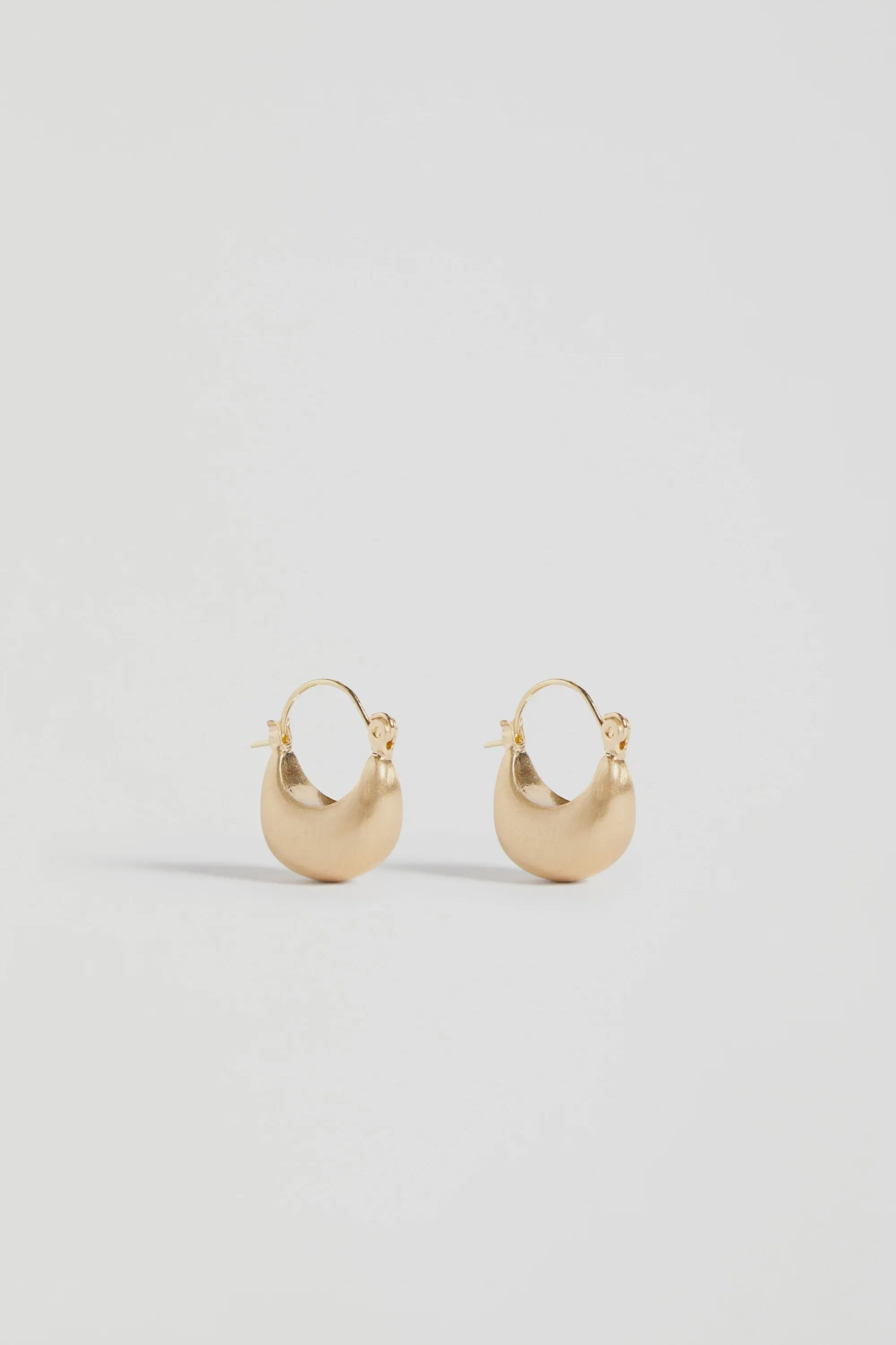 ELK - ellik short hoop earring
