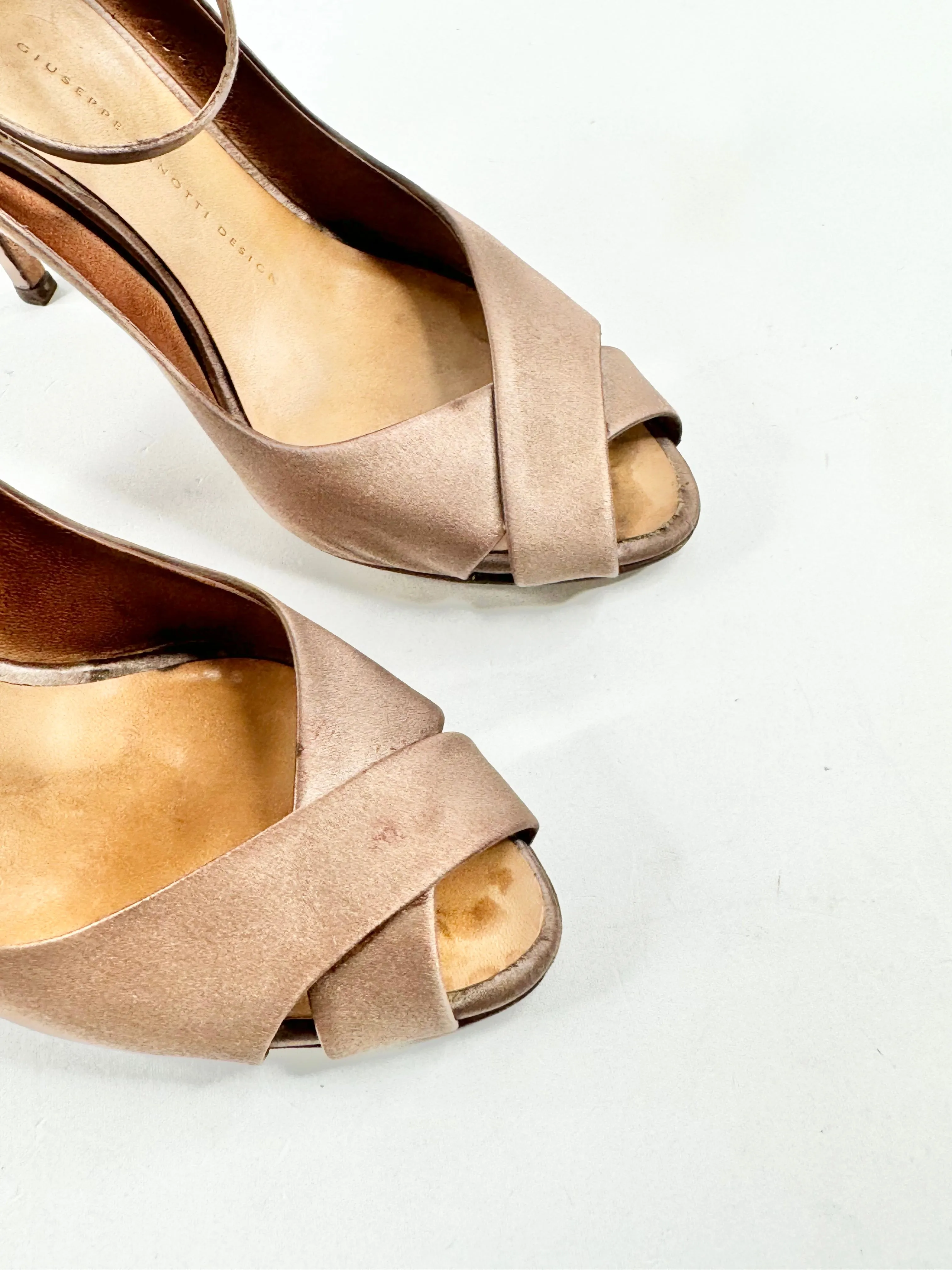 Giuseppe Zanotti Bejewelled Satin Stilettos - EU38