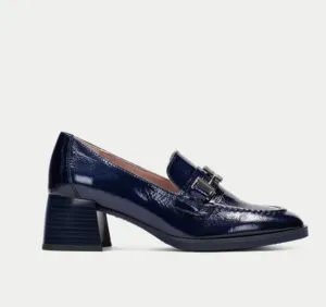 Hispanitas navy leather moccasins