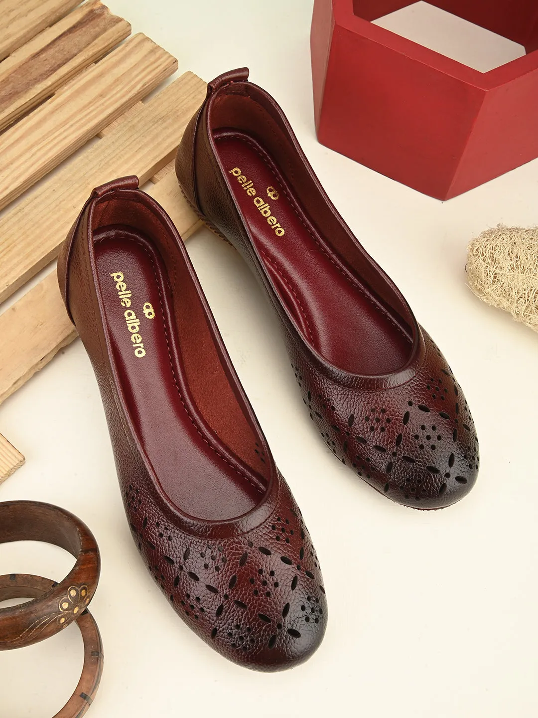 PELLE ALBERO Women Maroon Slip-On Belly Flats Sandals